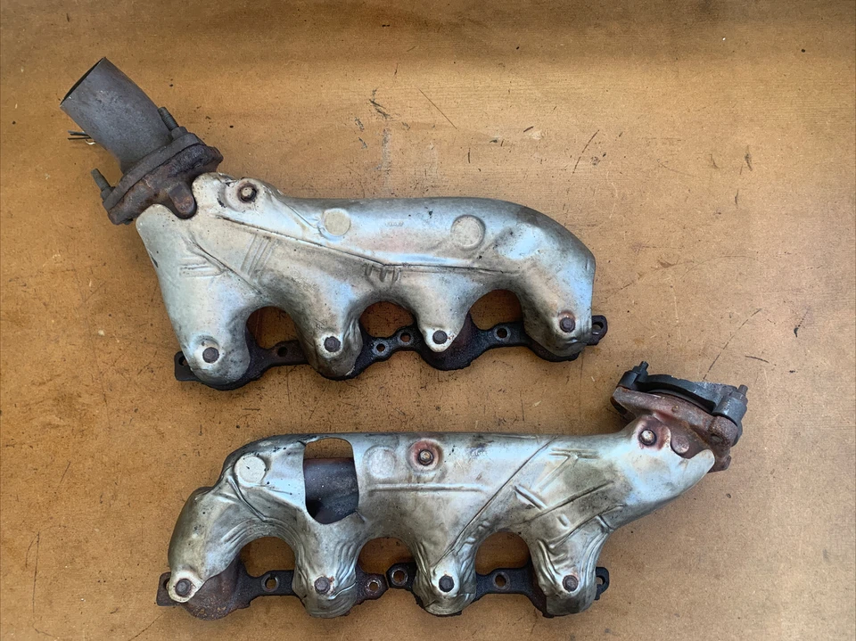 04-13 Chevy Silverado 1500 / Sierra 1500 colector de escape izquierdo y derecho 4,8 L OEM Foto 3 de 4