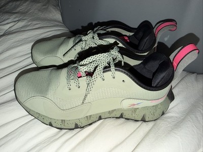 Reebok Zig Dynamica 3 Womens Sage Green Pink Running Shoes HR1887 Size 9