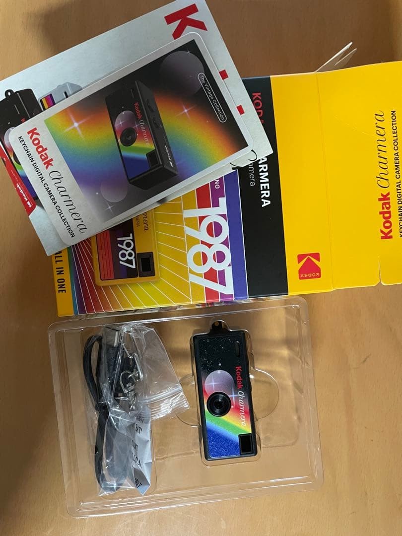 Kodak 1987 コンパクトデジタルカメラ Kodak 1987 Compact Digital Camera with Manual and Cable Excellent