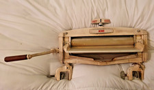 Vintage Acme Double Clamp Manger Wringer