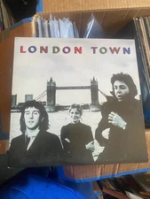 Wings *London Town *LP record *VG+/VG+ *1978 *Capitol *SW-11777 *THE BEATLES
