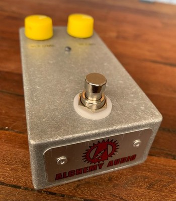 Alchemy Audio Greer Green Giant Fuzz Guitar Effects Pedal