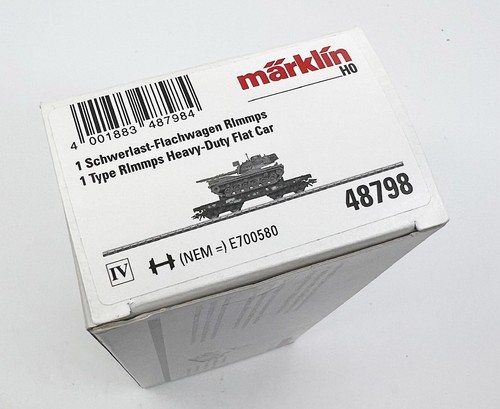 Marklin Military 48798 Heavy Duty Flat Car with Tank Load - Picture 2 of 3