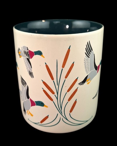 Vintage K.I.C. Flying Mallard Duck and Cattail Ceramic Coffee Mug Green - Picture 7 of 13