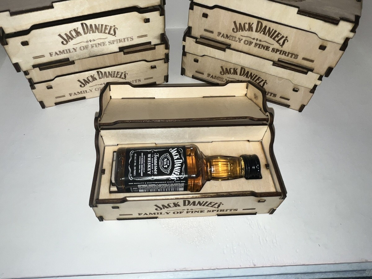 Wooden Jack Daniels Mini 50ml Case/Box/Gift Set (no bottles