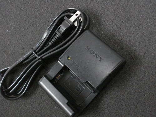 SONY a7 a7s a7R a7S II a5000 a5100 a6000 a6300 a6500 Battery Charger BC-VW1