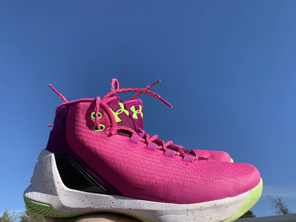 Blush pink Steph curry under armour shoes size 9  Curry under armour  shoes, Under armour shoes, Wedding sneaker