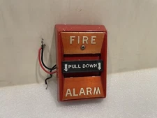 Federal Signal 4050-001T Fire Alarm Pull Station 