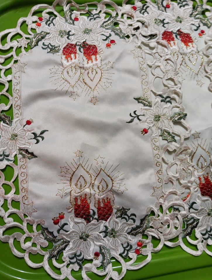 Set Of 4 Christmas Theme Placemats Table Setting 16"×11" Silk Lace
