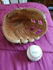 Gant Et Balle De Baseball Vintage 1990