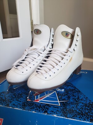 Riedell White Ice Skates Model 121 Quest Blades Med 4 Women/Girls