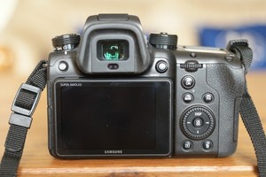 Samsung NX1 (MInt - shutter count: 2651)