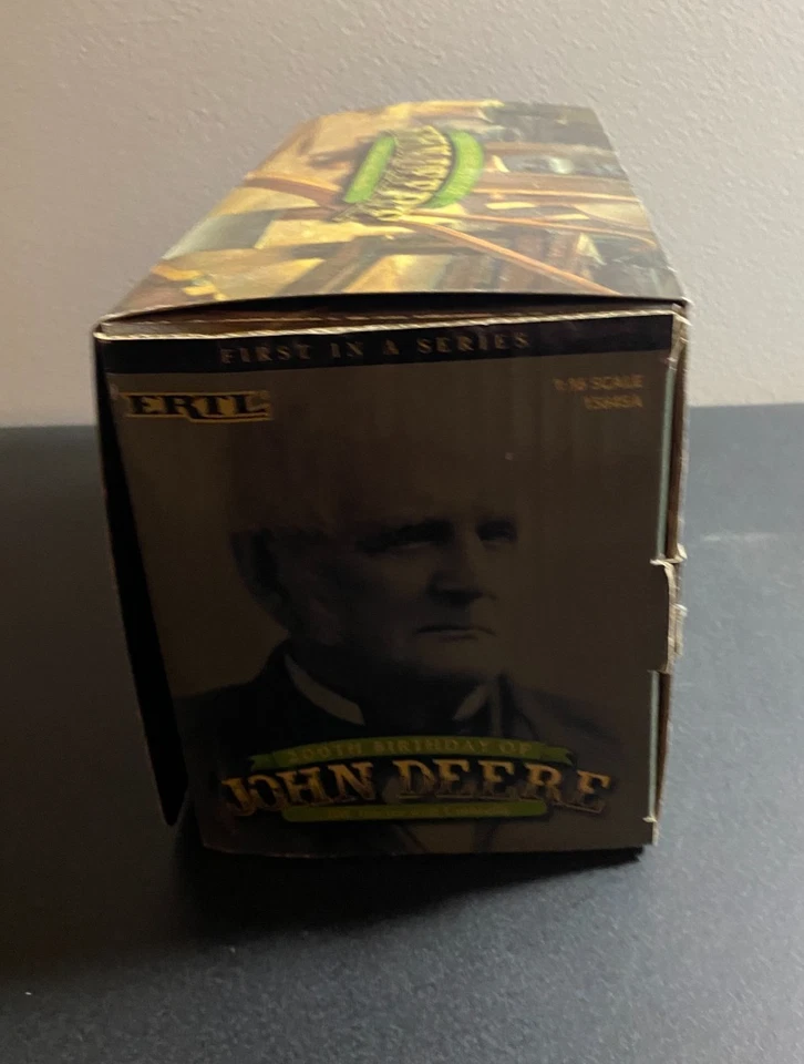 ERTL John Deere BW Tractor with Umbrella DieCast Metal 1/16 Scale 200th Birthday - Image 4 of 4