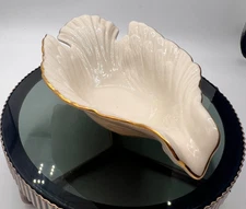 LENOX Dove Bird Shaped Nut Bowl Candy Dish Cream Gold Trim USA