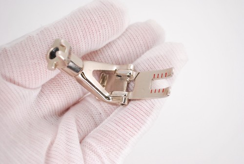 Bernina Buttonhole Foot - Old Style #013 Cording Foot? - Picture 4 of 8