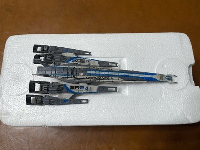 Mass Effect Alliance: Normandy SR2 Model Ship - Pls Read