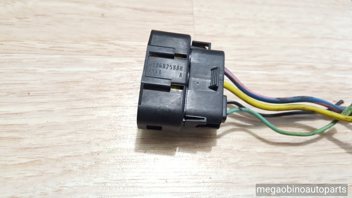 dodge chrysler connector 85572 04868258ab 56041891AD relay  