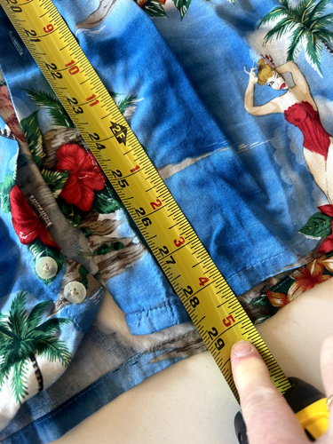 Vintage Pierre Cardin Hawaiian Shirt Men L Pin Up Girl Bathing Beauty Surfer - Picture 4 of 6