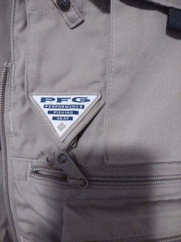 Columbia Vintage Fly Fishing Vest Mens XL Khaki Tan Pockets Unisex Outdoors* - Picture 3 of 9