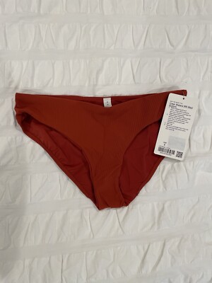 Lululemon Size 8 Clear Waters MR Med Bottom CYNN