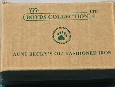 Vintage Boyd's Bears Aunt Becky's Ol' Fashioned Iron Cast Iron Sealed New In Box