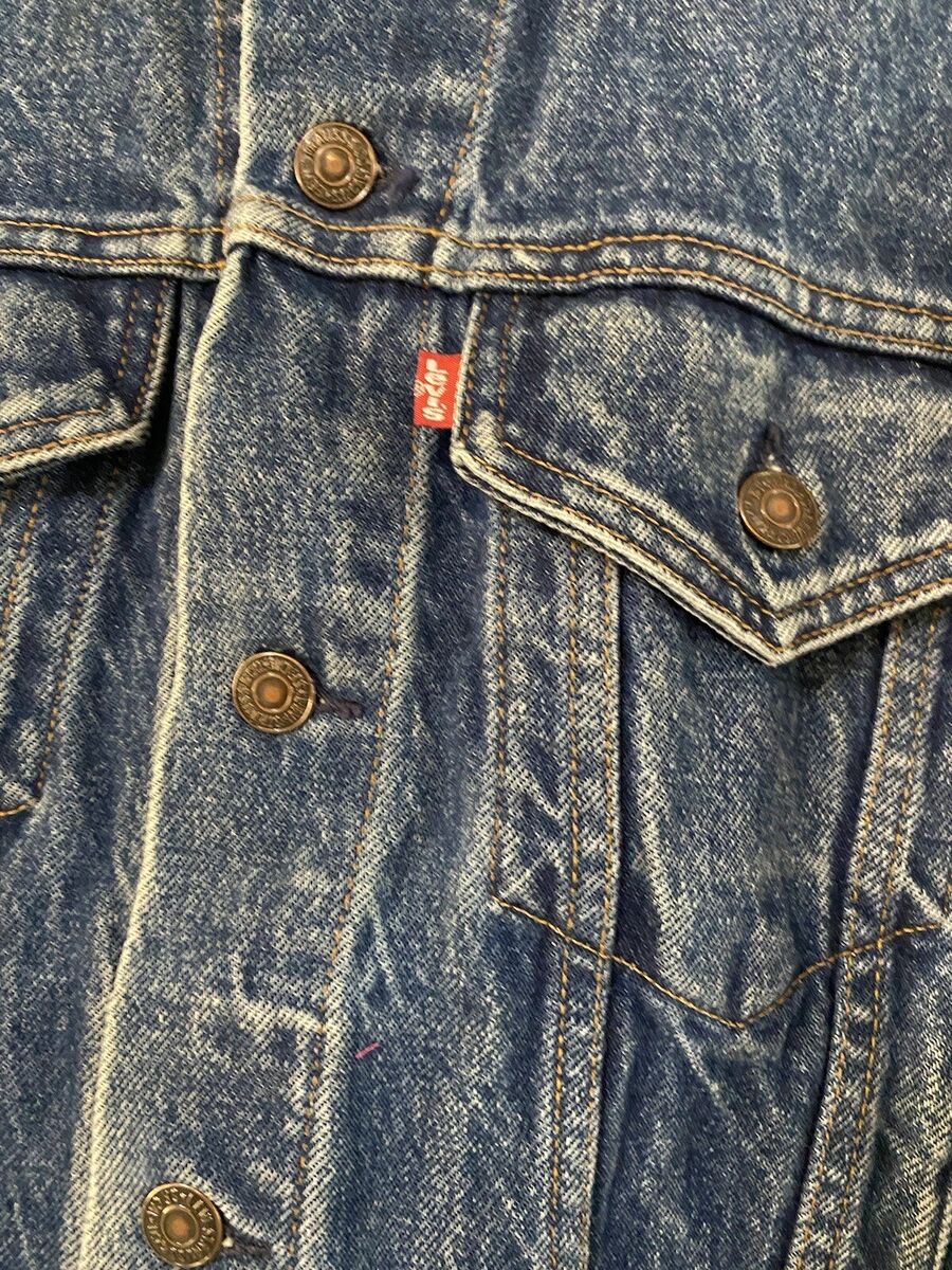 VINTAGE Levis Denim Trucker Jean Jacket Men's Size 40L 71506 VINTAGE Levis Denim Trucker Jean Jacket Men's Size 40L 71506