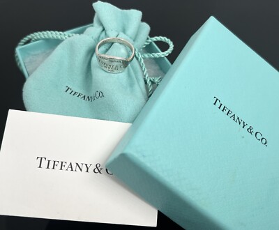 Please Return To TIFFANY & CO Silver Oval Signet Band Ring Please Return To TIFFANY & CO Silver Oval Signet Band Ring