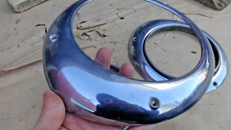 Nash Ambassador 1947 biseles de faros/puertas par original Foto 3 de 4