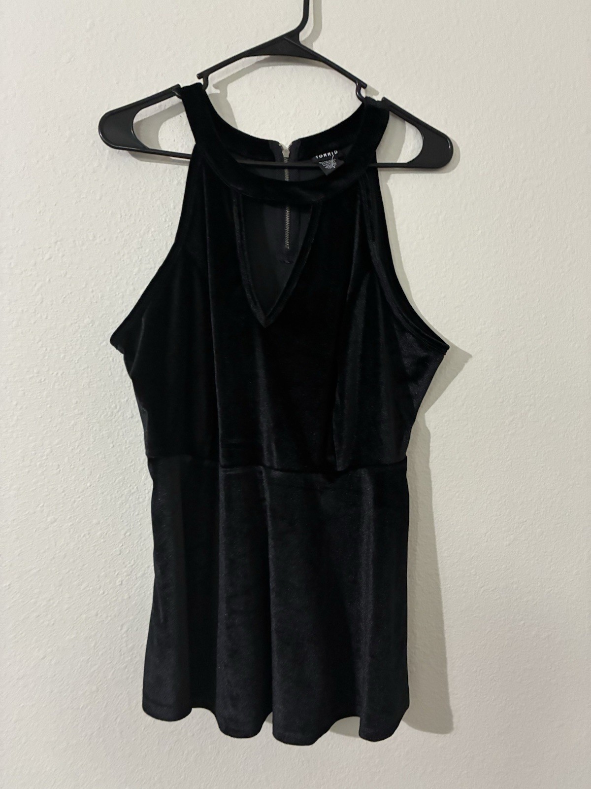 Torrid 1 Black Velvet Tank Top