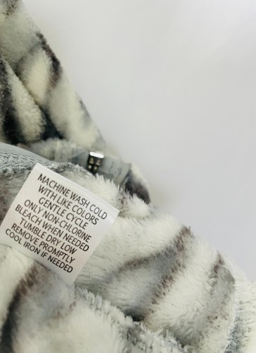 Jason Maxwell Womens Ivory & Gray Zebra Print Full Zip Soft Fuzzy Jacket Size L - Picture 7 of 9