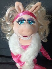 MISS PIGGY 20 PLUSH PINK DRESS WHITE FAUX FUR SCARF MUPPETS