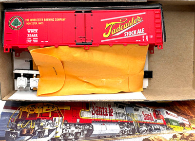 HO GREENWAY PRODUCTS CUSTOM PAINTED BEER REEFER KIT TADCASTER STOCK ALE WORCESTE