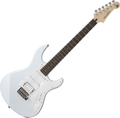 B-WARE Yamaha Pacifica 012 VW White E-Gitarre 2 x Single Coil 1 x Humbucker
