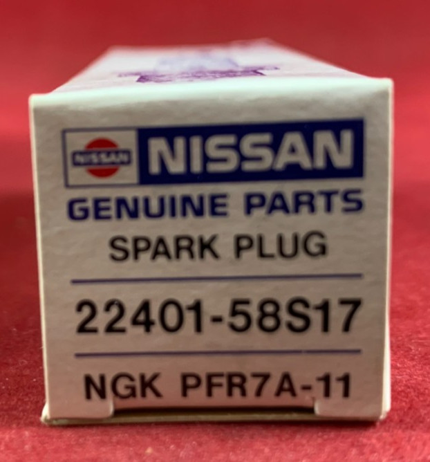 Nissan/NGK Spark Plugs NGK# PFR7A-11 Lot of 4 NOS
