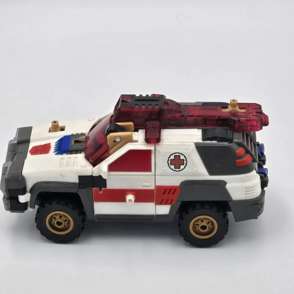 Red Alert Transformers Armada Red Alert 2002 Hasbro Action Figure Max Cons - Image 3 of 4