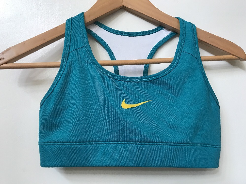 nike livestrong sports bra