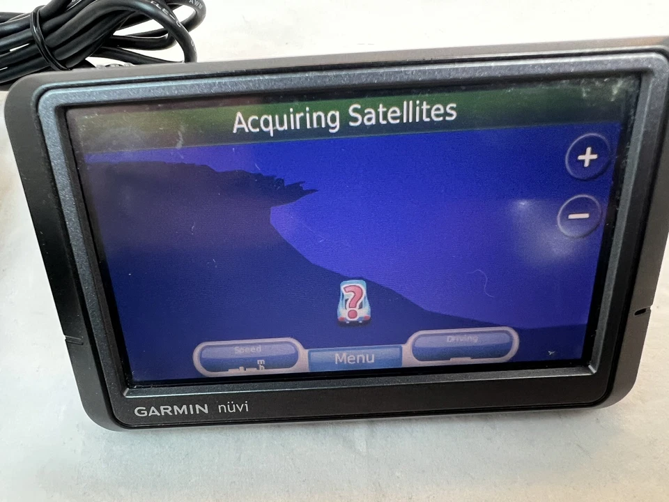 Garmin Nuvi 265 GPS Navigation System W/Charging Cord&Weighted Dashboard Mat - Image 3 of 4