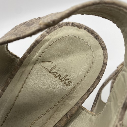 Women’s Clarks Heeled Sandals Snake Pattern Triple Strap Buckle UK 6 EU 39 - Picture 13 of 22