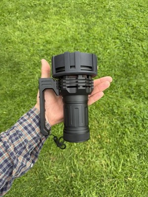 ACEBEAM X75, 12 Stück Cree XHP 70.3 LEDs, 67000 Lumen LED Taschenlampe
