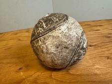 Ancien softball mushball cousu main coutures surélevées diamètre 4"