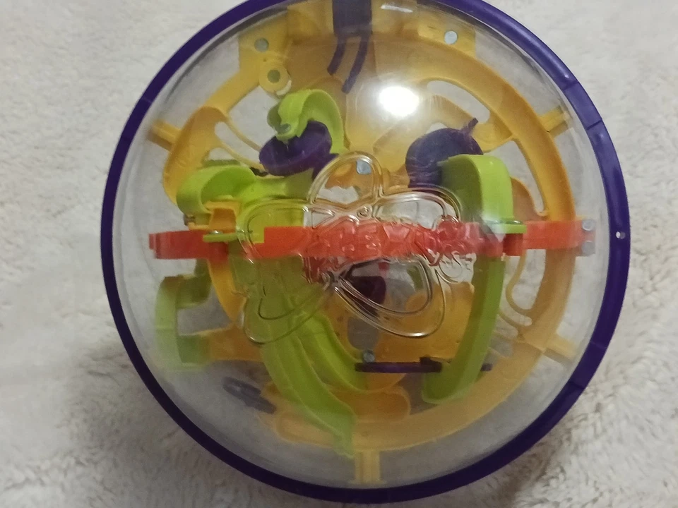 ORIGINAL 3D Puzzle Ball Maze Game Brain Teaser SpinMaster Perplexus Learning toy - Image 2 of 4