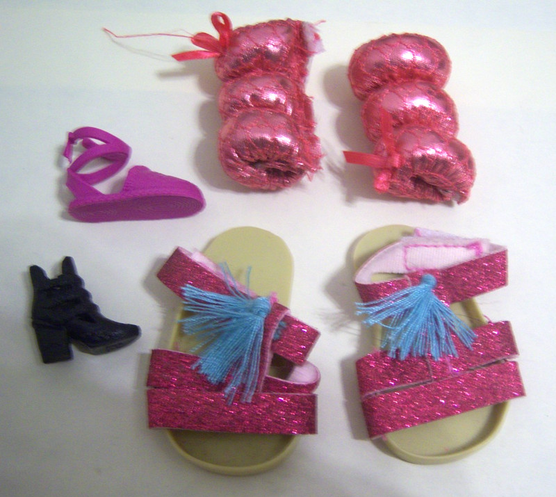 Barbie Doll Mixed Boot,Shoes,Leg Pull Ups Accessories Extra Parts