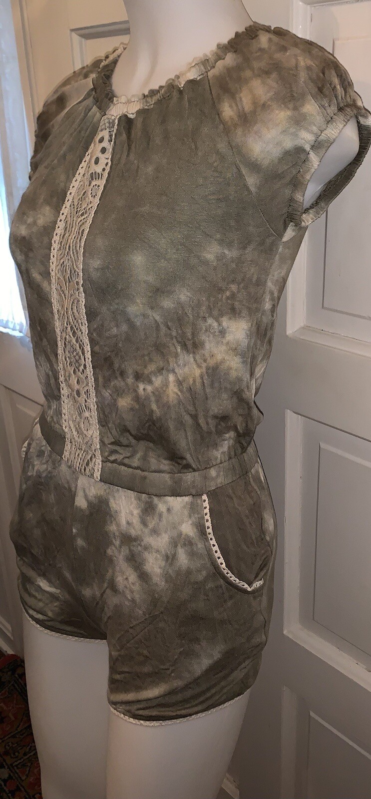 Picture 5 of 10