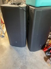 JBL PRX 835w speakers