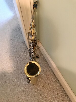 Yamaha Alto Saxophone Japan - Student Ready with Case