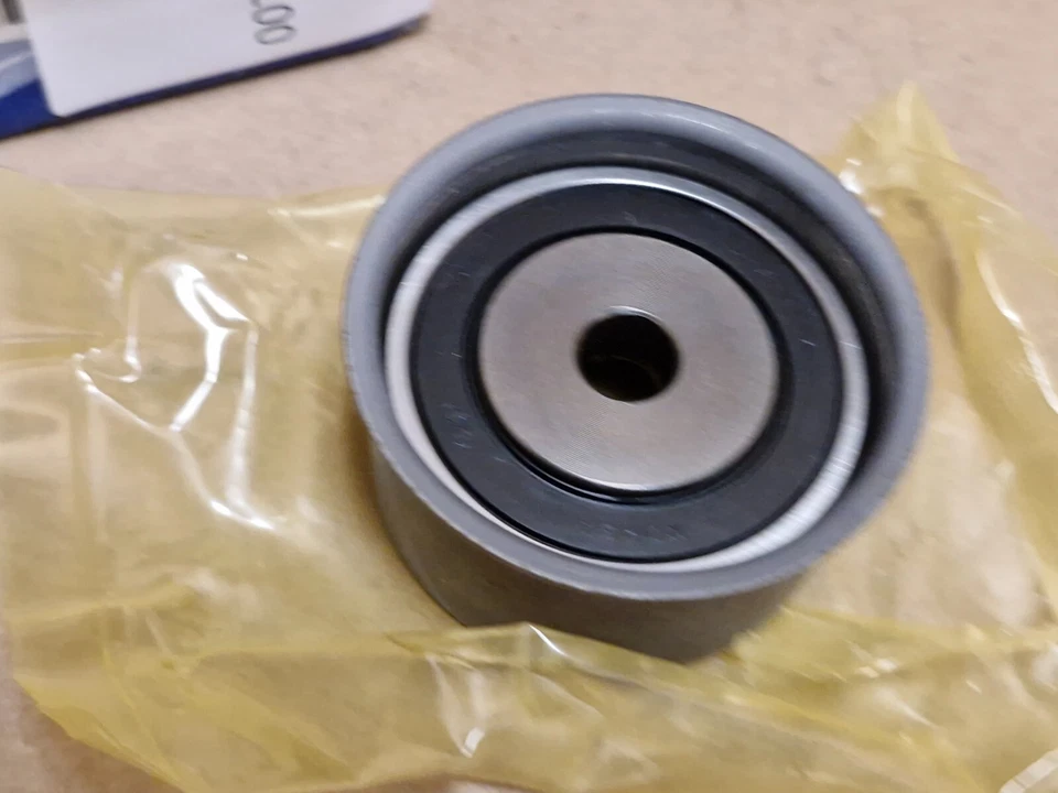 Hyundai Trajet F0 Santa Fe SM Timing Belt Tensioner Pulley 2445038011 Genuine - Image 4 of 4