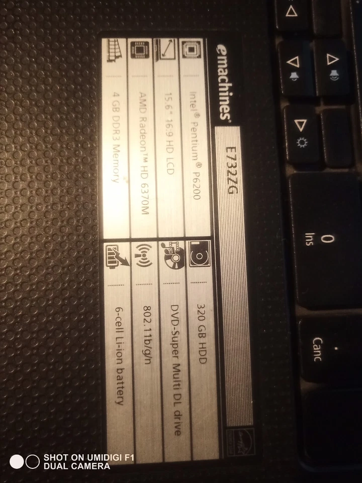 PC Notebook Computer Portatile emachines  - Immagine 3 di 4