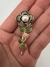 Flower Brooch Pin For Women, Freshwater Pearl Brooch Pin Gift Idea