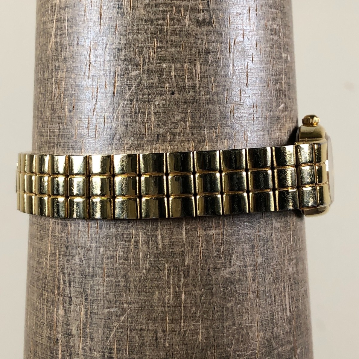 Seiko レディース ゴールド 時計 SEIKO 2Y00-5B59 Gold Tone Quartz Analog Women's Watch Sz. 6