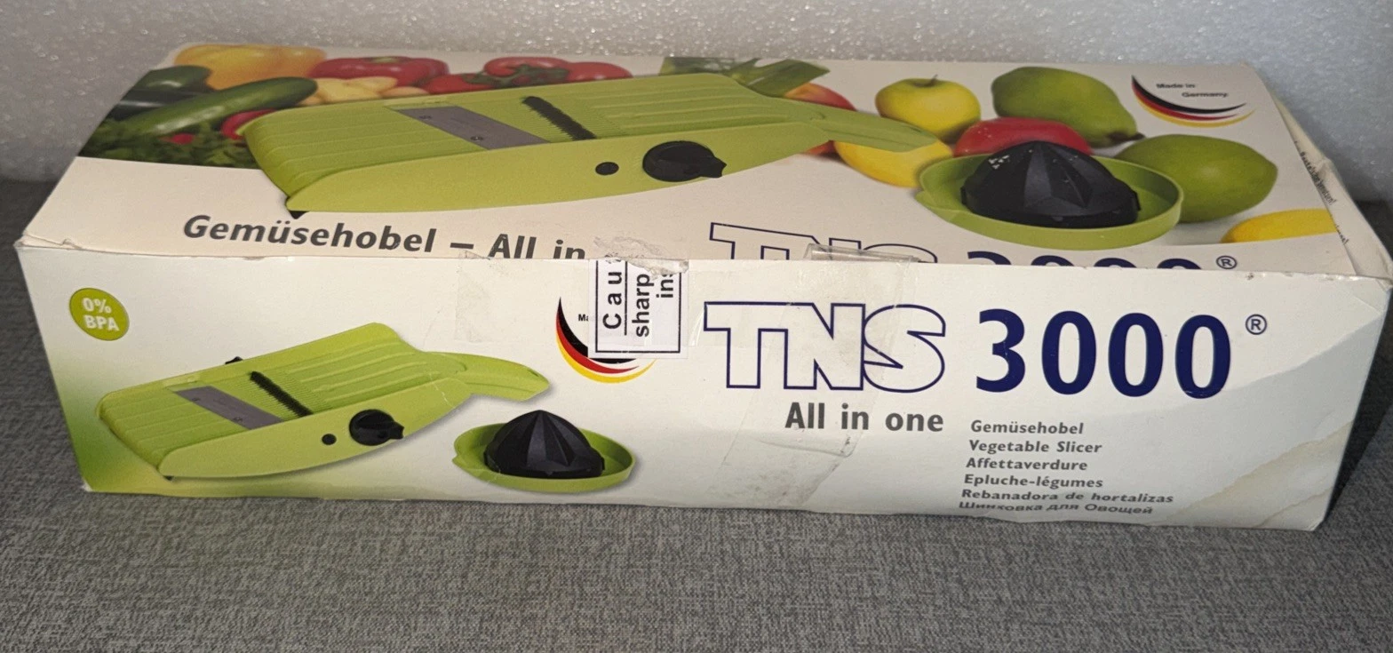 Green TNS 3000 ALL-IN-ONE MANDOLIN VEGETABLE/FRUIT SLICER Germany
